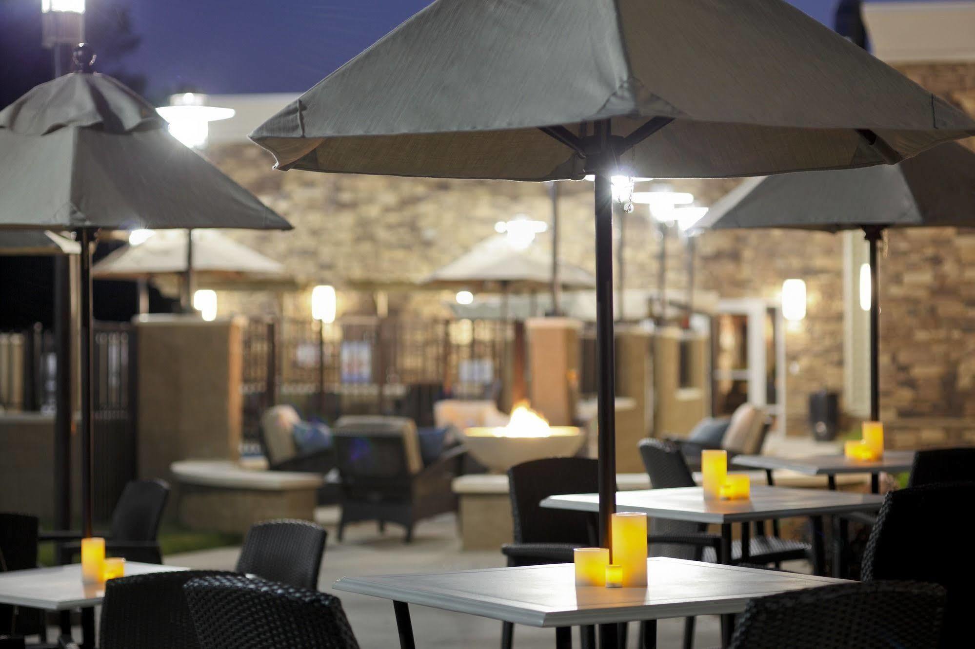 Hyatt House Shelton Hotel Kültér fotó